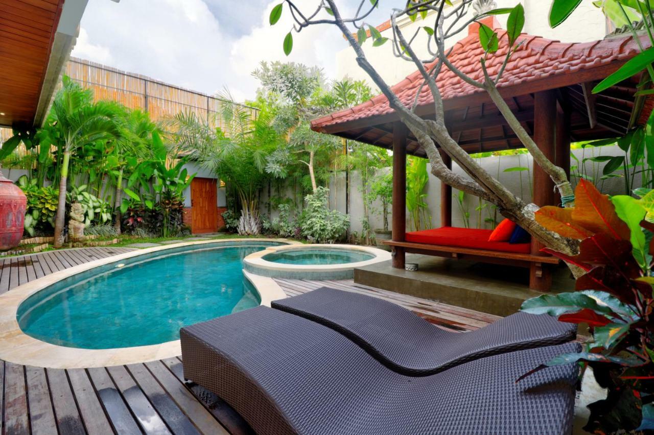 Villa Suzuki 2 Seminyak Exterior photo
