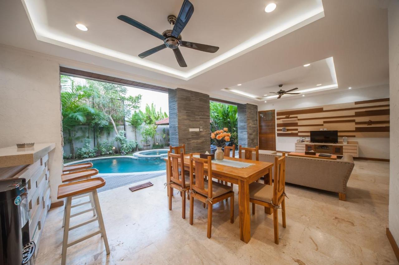 Villa Suzuki 2 Seminyak Exterior photo
